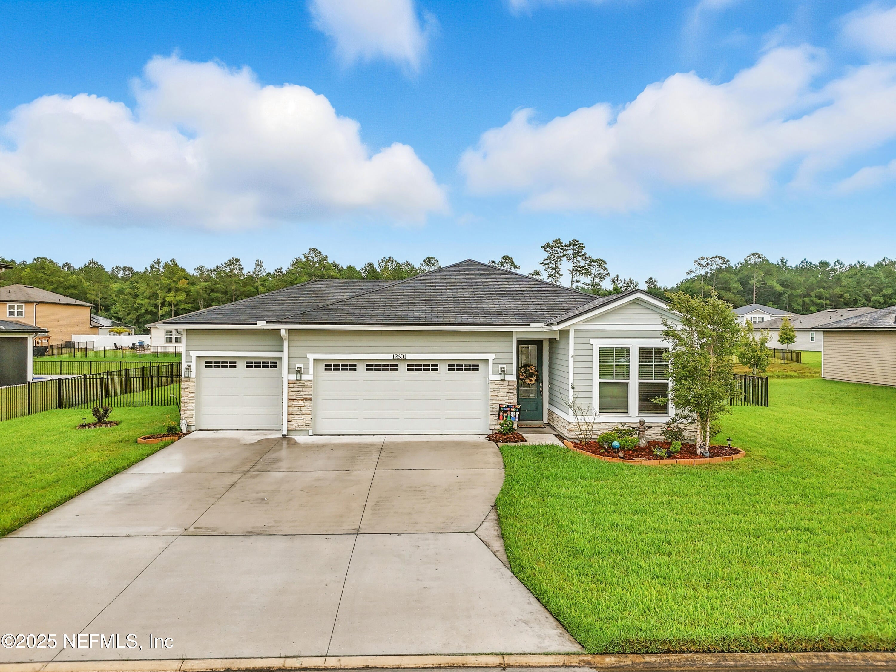 12601 Lake Madison Ln, Jacksonville, FL 32218