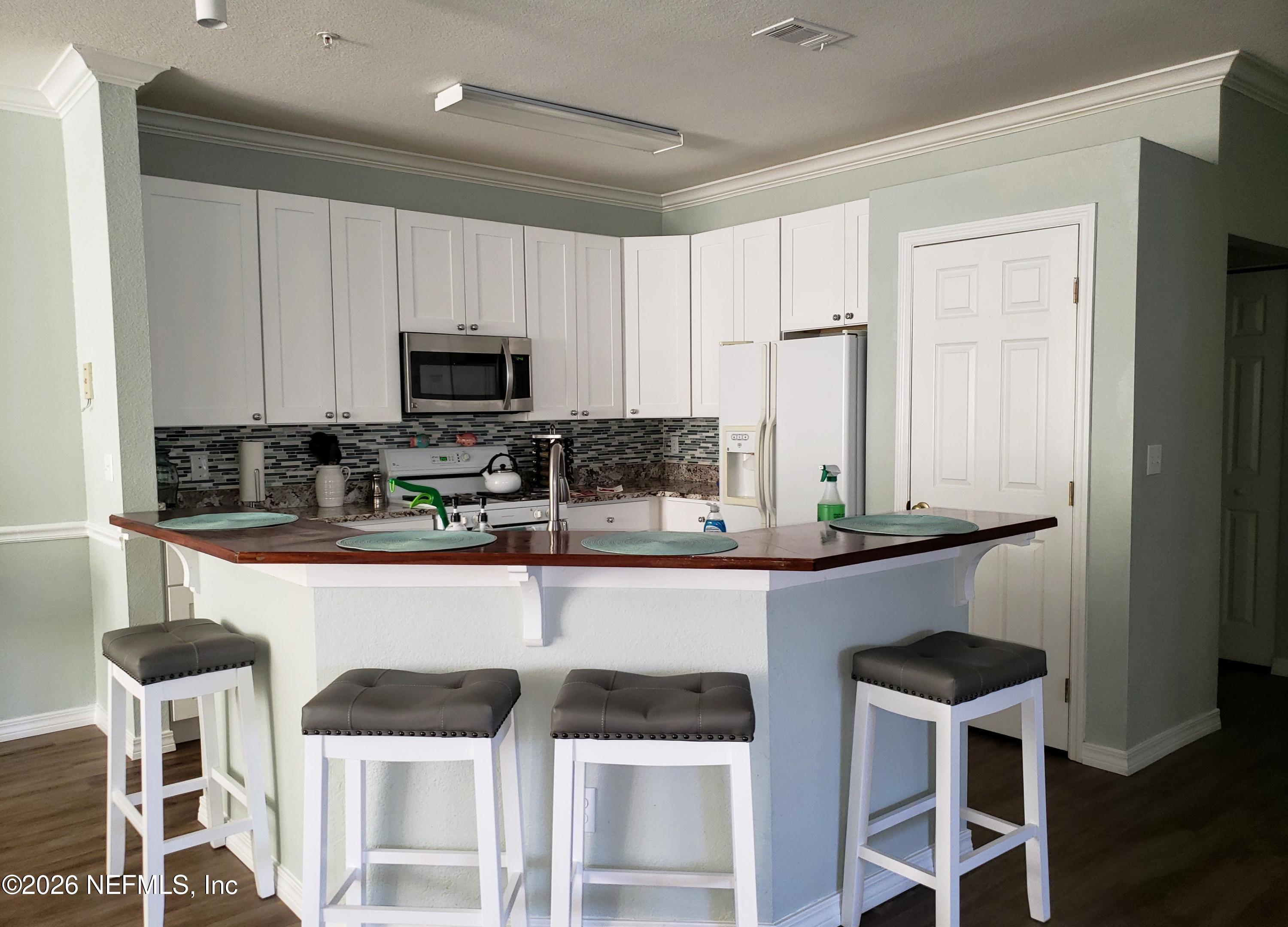 13810 Sutton Park Dr #410, Jacksonville, FL 32224 photo