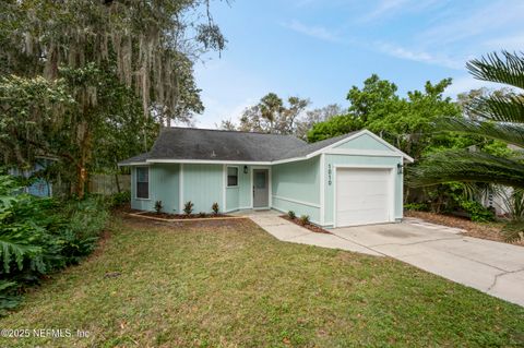 Single Family Residence in Atlantic Beach FL 1010 CAMELIA Street.jpg