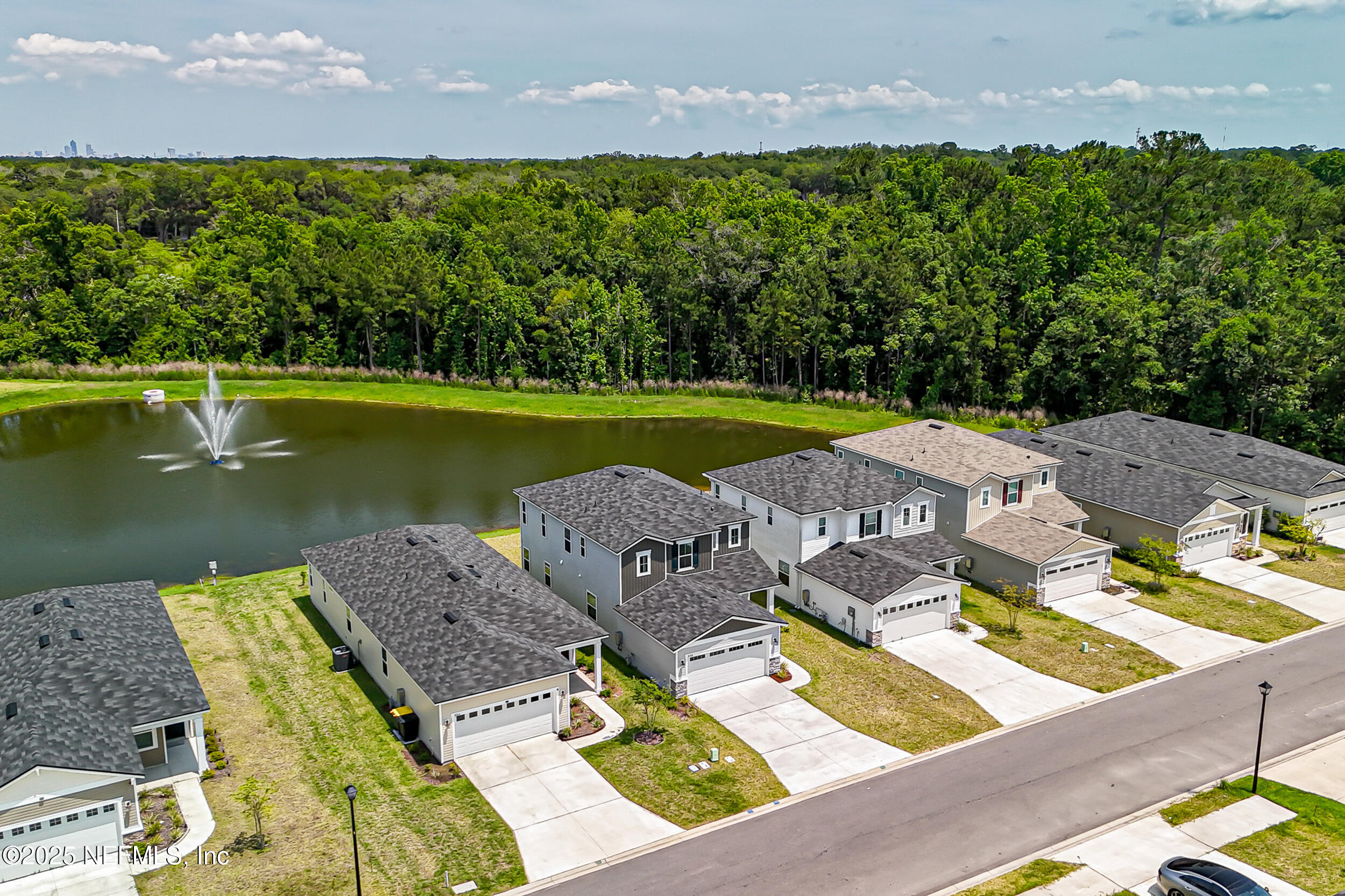 Single Family Residence in Jacksonville FL 8268 MARIETTA STILL Drive 38.jpg