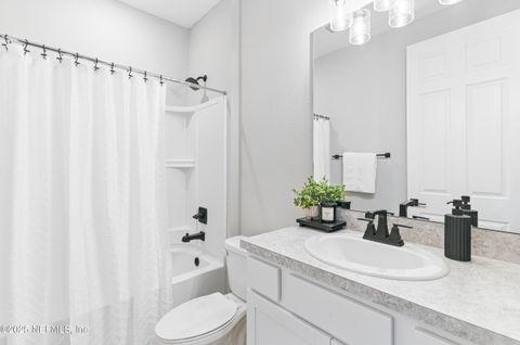 Single Family Residence in Jacksonville FL 8268 MARIETTA STILL Drive 14.jpg