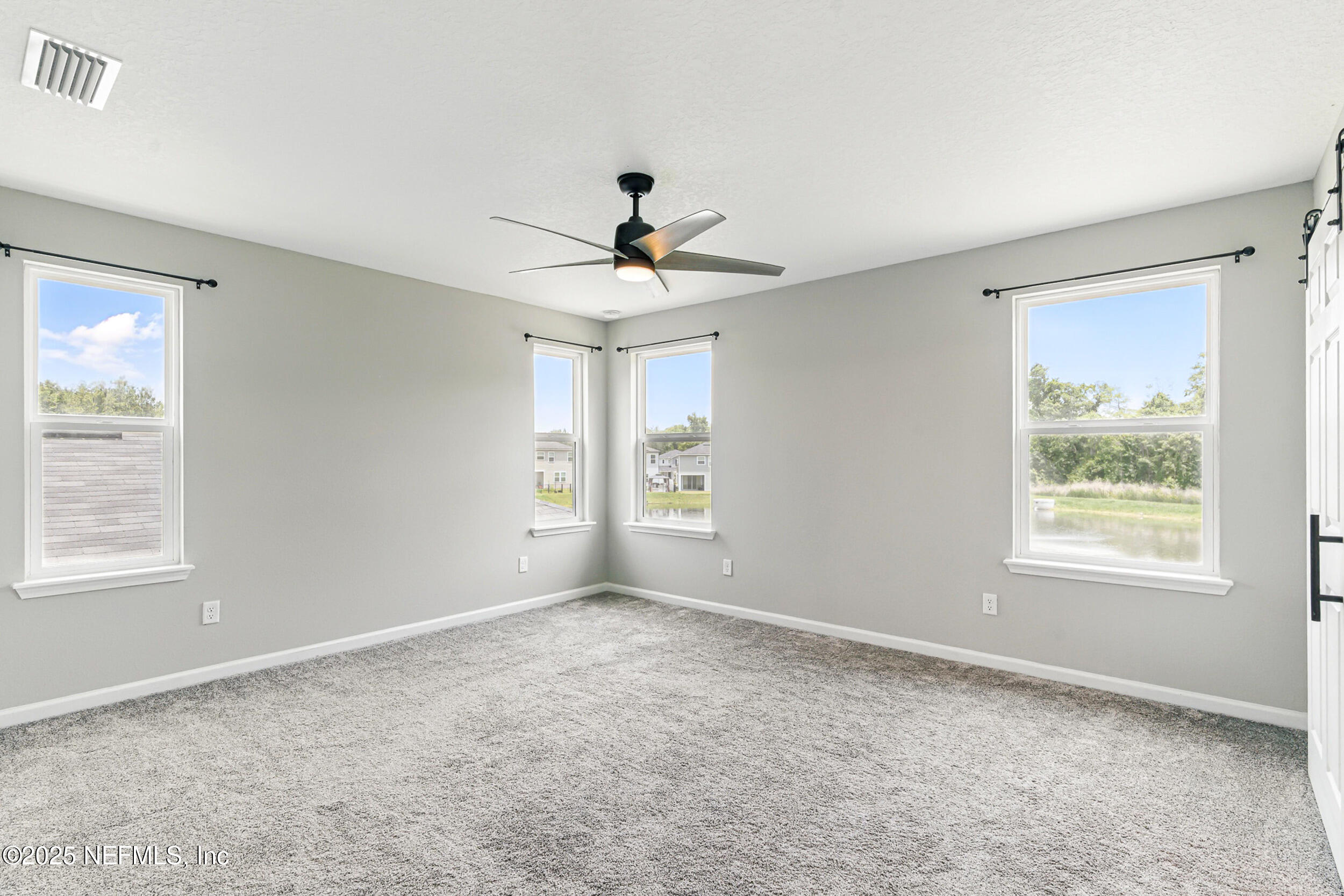 Single Family Residence in Jacksonville FL 8268 MARIETTA STILL Drive 21.jpg
