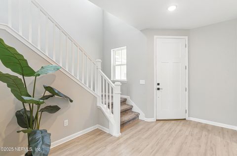 Single Family Residence in Jacksonville FL 8268 MARIETTA STILL Drive 3.jpg