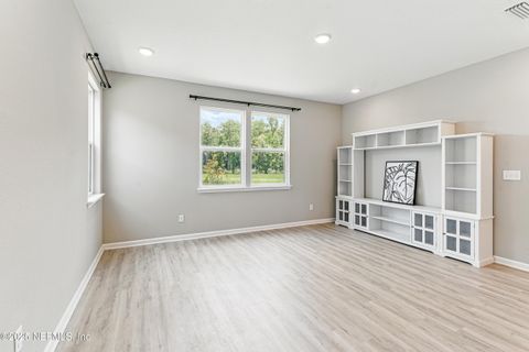 Single Family Residence in Jacksonville FL 8268 MARIETTA STILL Drive 5.jpg