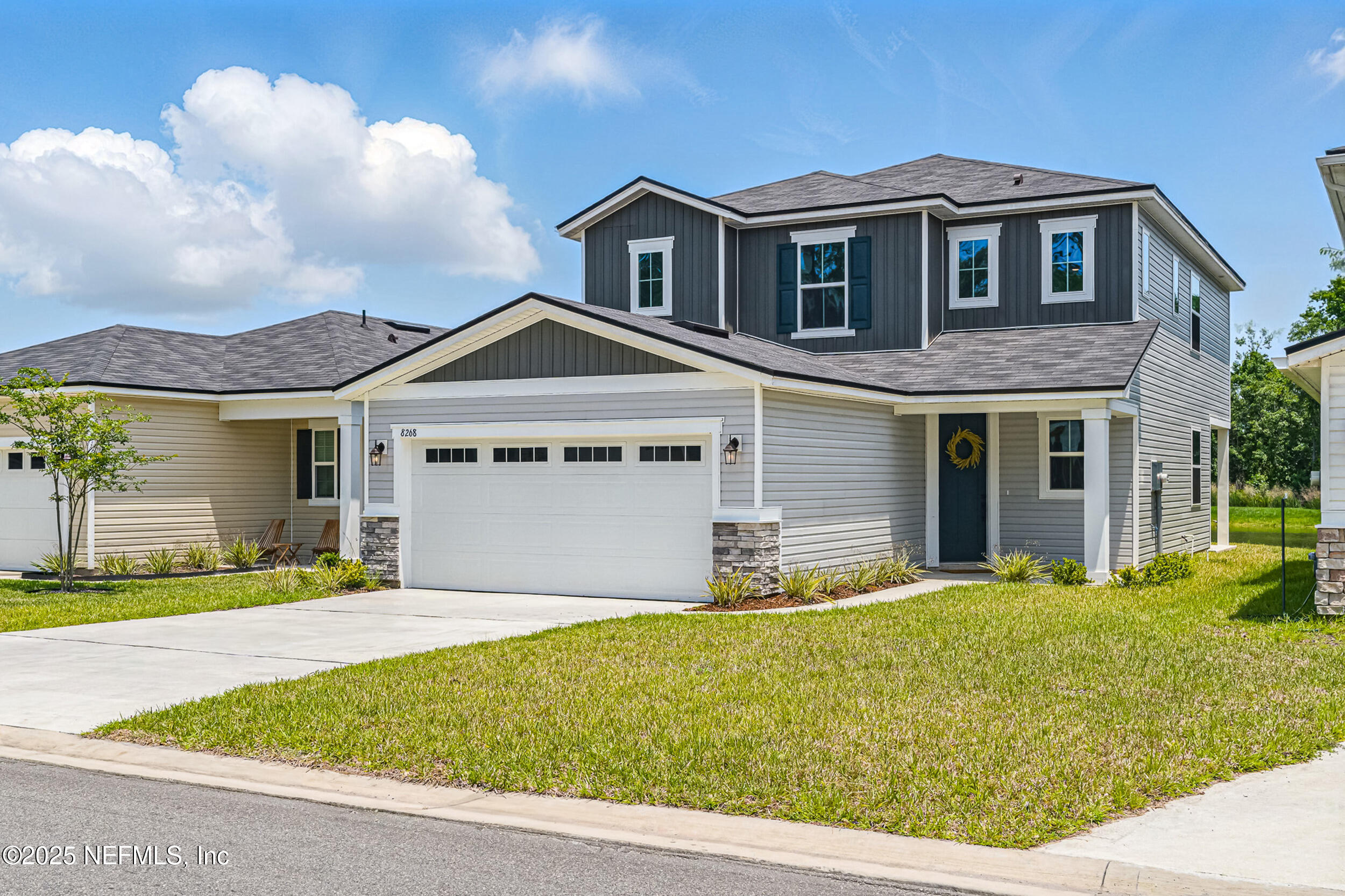 Single Family Residence in Jacksonville FL 8268 MARIETTA STILL Drive 1.jpg