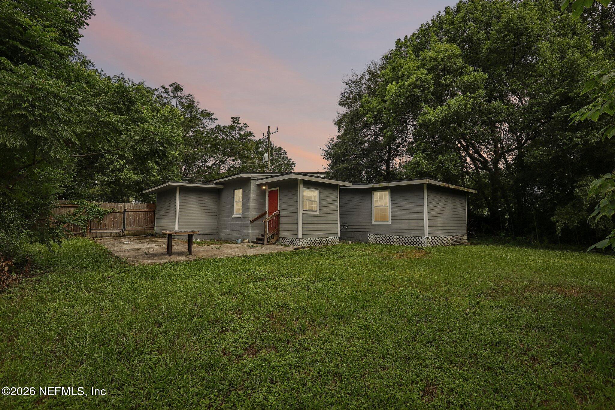 4009 Eve Dr, Jacksonville, FL 32246 photo