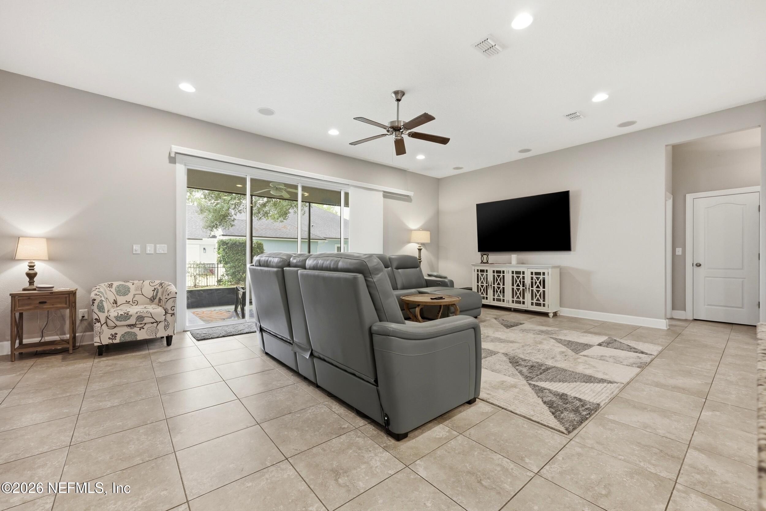 2004 Wedge Ct, Green Cove Springs, FL 32043 photo