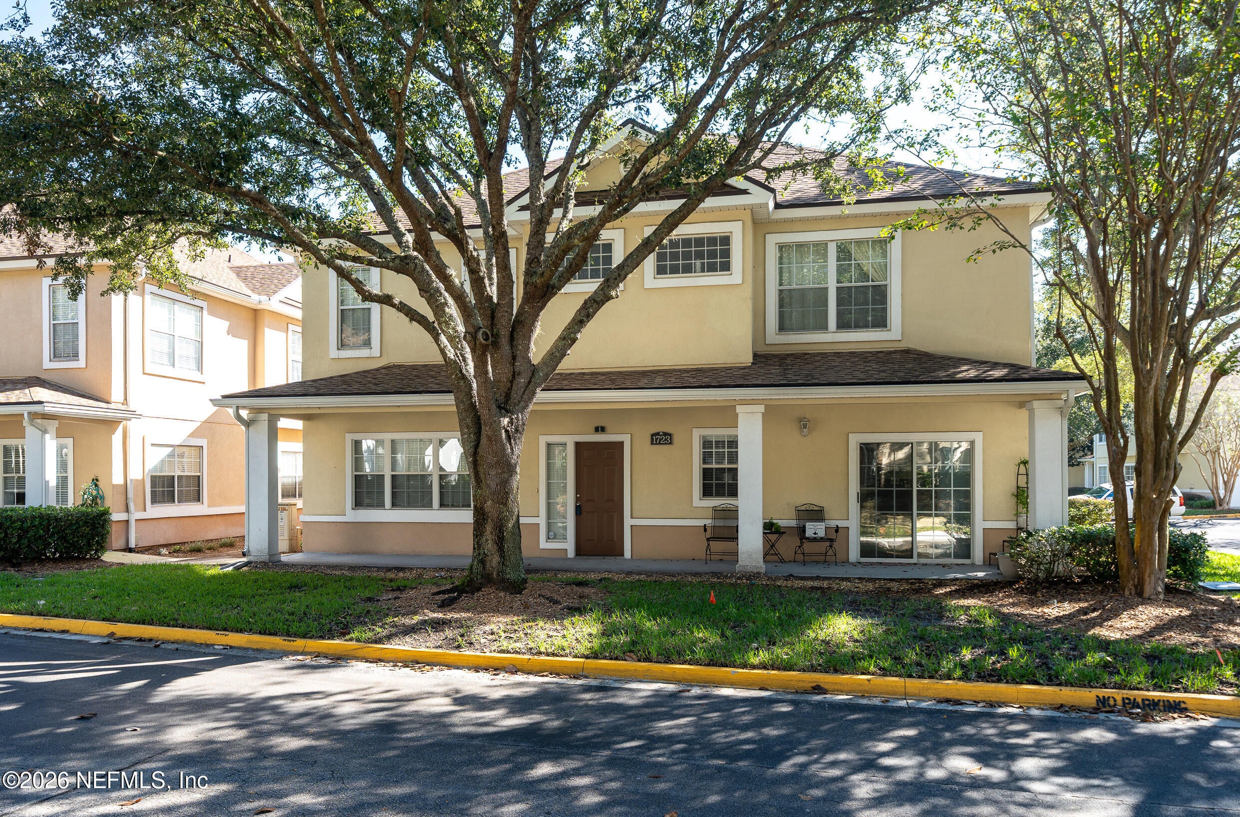 1723 Forest Lake Cir, Jacksonville, FL 32225