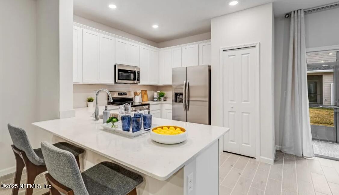 Townhouse in Jacksonville FL 6951 GABLE GROVE Avenue 4.jpg