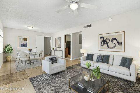 Single Family Residence in Jacksonville FL 9208 5TH Avenue 2.jpg