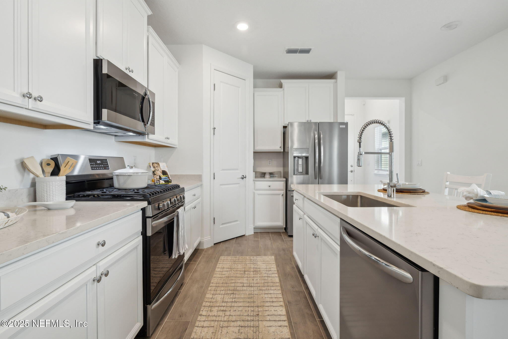 Single Family Residence in St. Johns FL 220 KILLARNEY Avenue 11.jpg