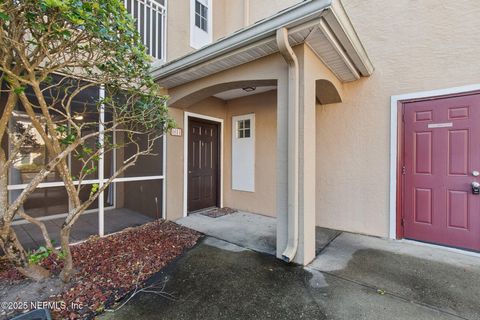 Condominium in Jacksonville FL 10075 GATE Parkway.jpg