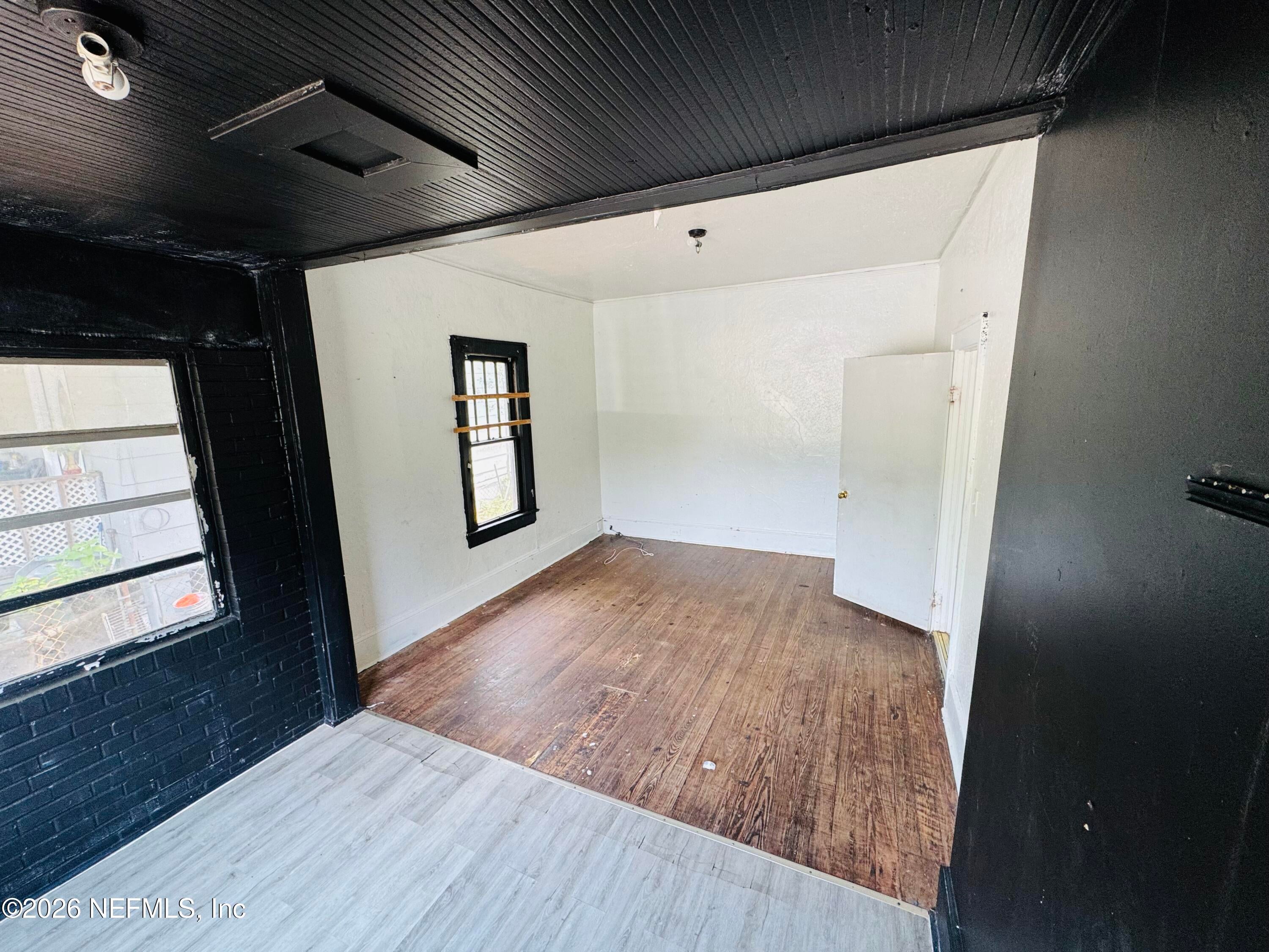 1122 E 1 St, Jacksonville, FL 32206 photo