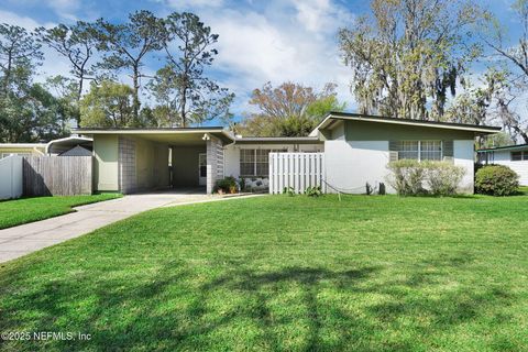 Single Family Residence in Jacksonville FL 1028 LEGAY Avenue.jpg
