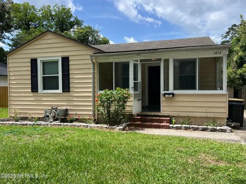 Single Family Residence in Jacksonville FL 1612 GREENRIDGE Road.jpg