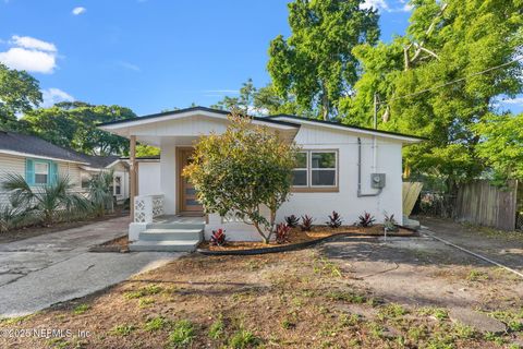 Single Family Residence in Atlantic Beach FL 140 JACKSON Road.jpg