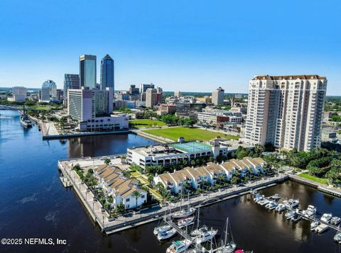 Condominium in Jacksonville FL 400 BAY Street.jpg