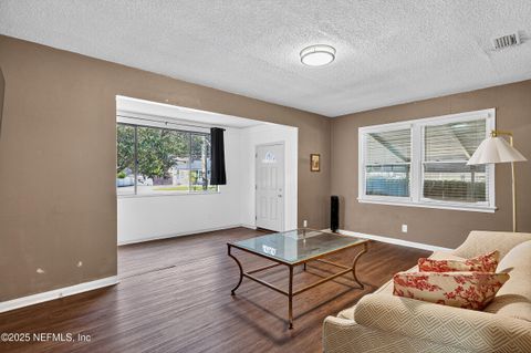 Single Family Residence in Jacksonville FL 3411 STANLEY Street 9.jpg