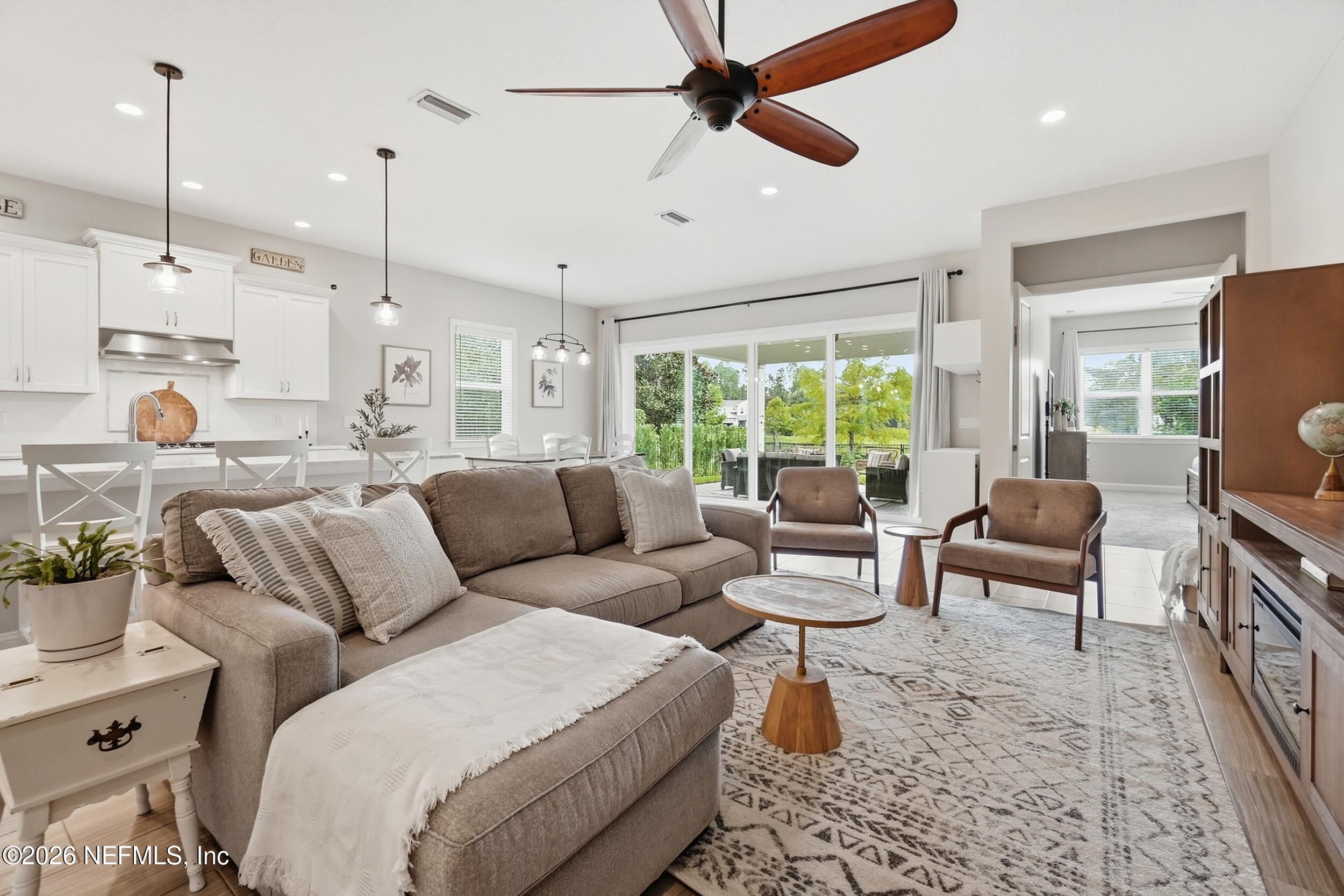 123 Sugar Sand Ln, Saint Johns, FL 32259