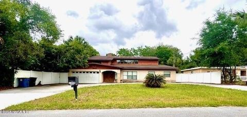 Single Family Residence in Jacksonville FL 1645 FOREST HILLS Road.jpg