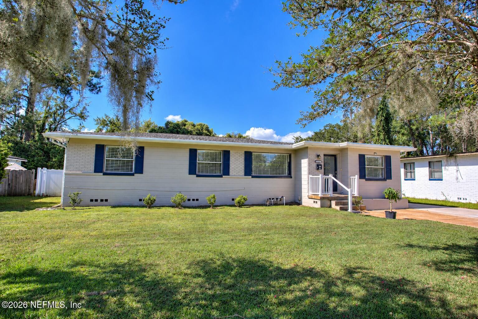 2118 Ronald Ln, Jacksonville, FL 32216 photo