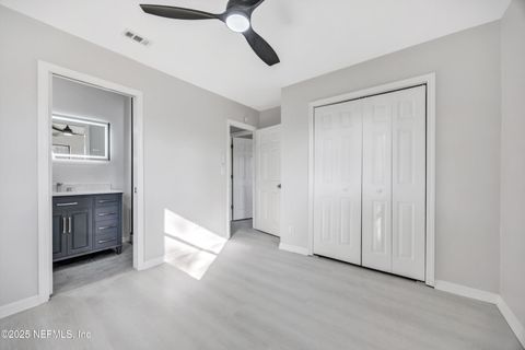 Single Family Residence in Jacksonville FL 5548 FARGO Drive 15.jpg