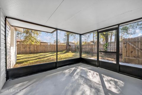 Single Family Residence in Jacksonville FL 5548 FARGO Drive 28.jpg