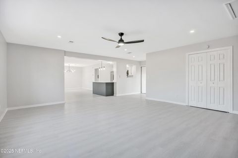 Single Family Residence in Jacksonville FL 5548 FARGO Drive 5.jpg