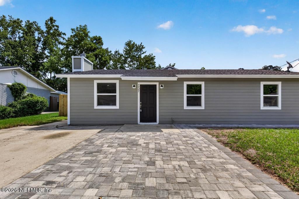 7427 John F Kennedy Dr, Jacksonville, FL 32219 photo