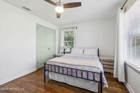 Single Family Residence in Jacksonville FL 1007 BRIERFIELD Drive 16.jpg