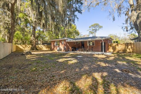 Single Family Residence in Jacksonville FL 1007 BRIERFIELD Drive 28.jpg