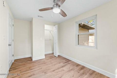 Single Family Residence in Jacksonville FL 9057 8TH Avenue 13.jpg