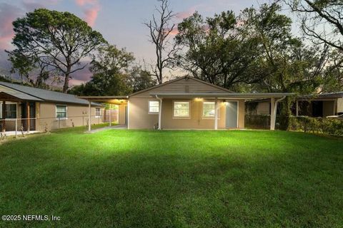 Single Family Residence in Jacksonville FL 9057 8TH Avenue.jpg