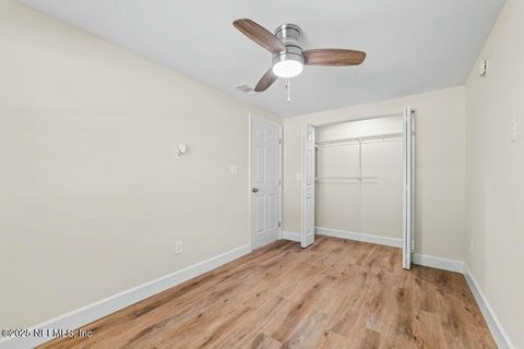 Single Family Residence in Jacksonville FL 9057 8TH Avenue 11.jpg
