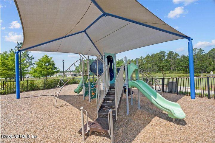 10307 Benson Lake Dr, Jacksonville, FL 32222 photo