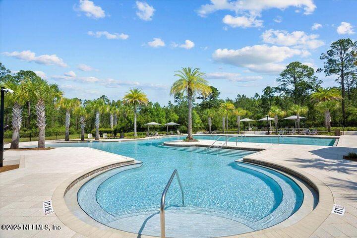 10307 Benson Lake Dr, Jacksonville, FL 32222 photo