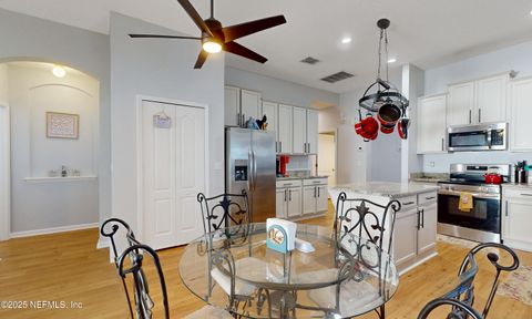 Single Family Residence in Orange Park FL 1755 CANOPY OAKS Drive.jpg