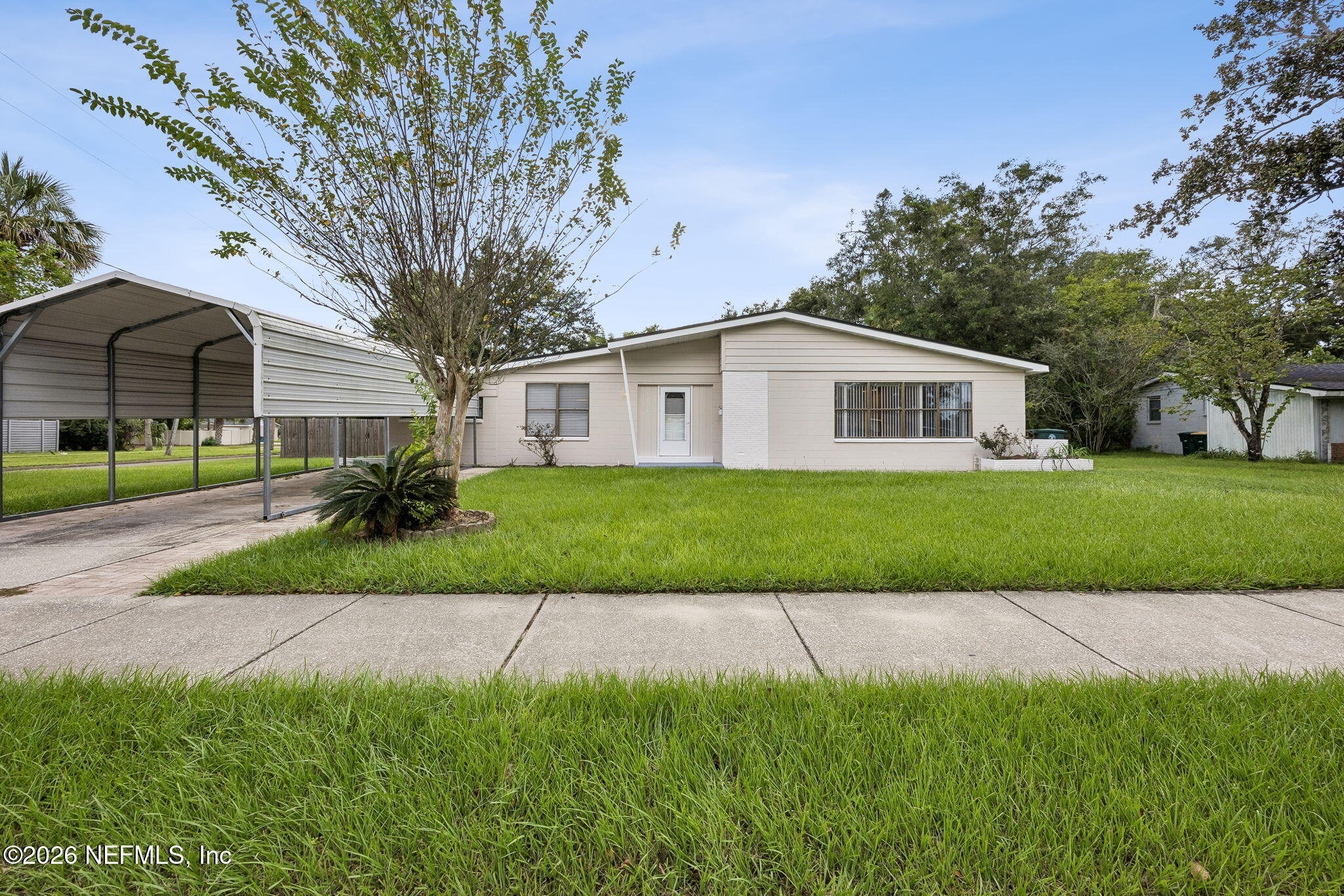 8124 Sierra Madre Dr, Jacksonville, FL 32217