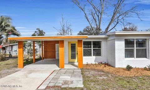 Single Family Residence in Jacksonville FL 2515 LOURDES Drive.jpg