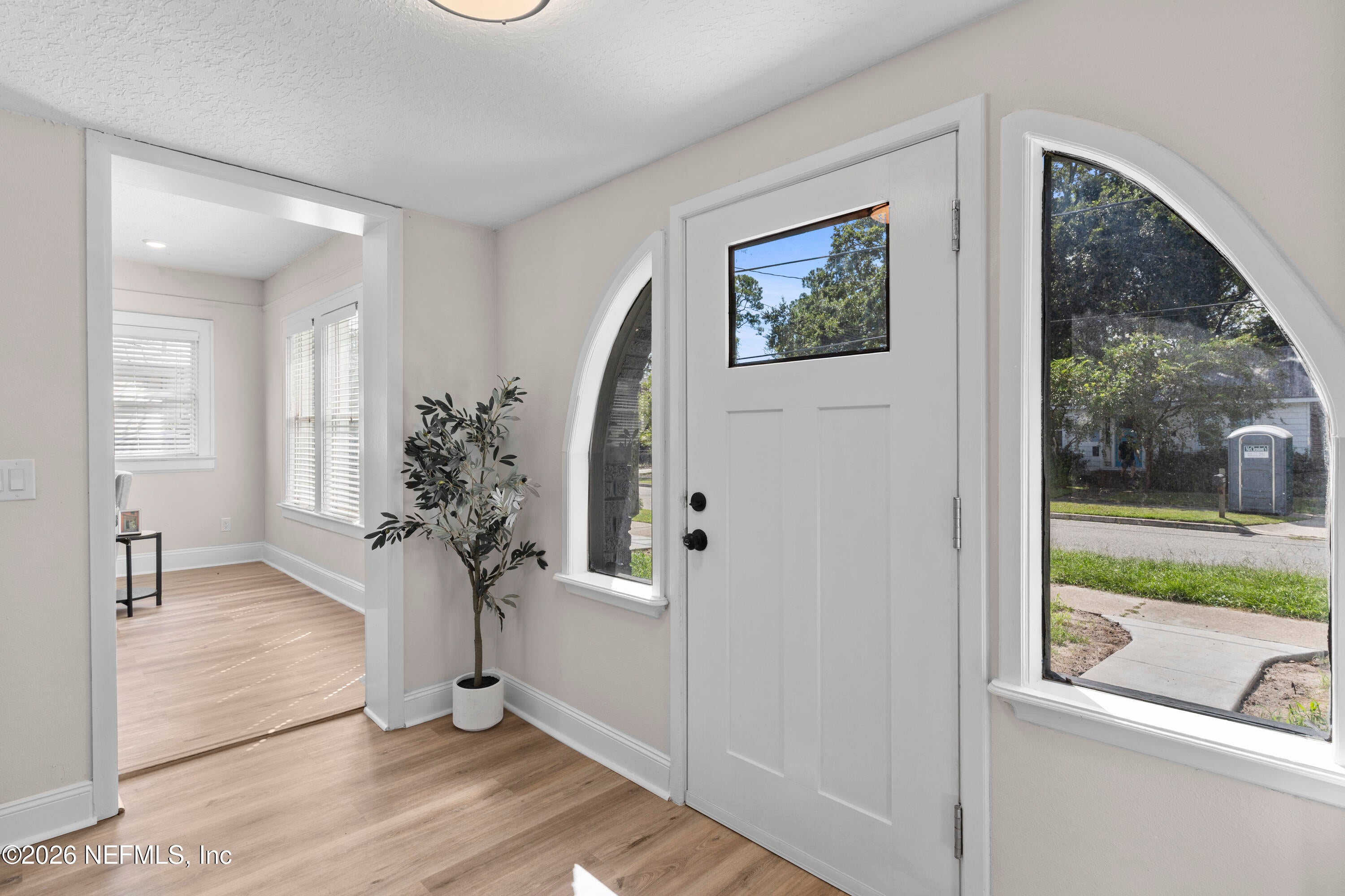 4647 Polaris St, Jacksonville, FL 32205 photo