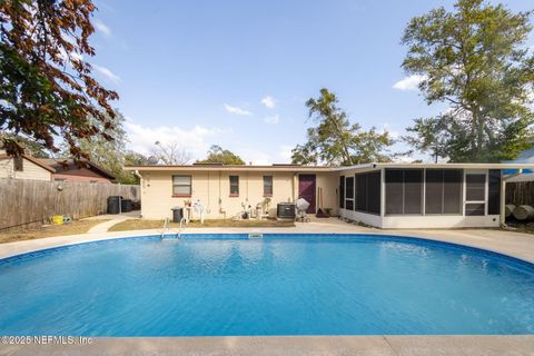 Single Family Residence in Orange Park FL 431 VALDERIA Drive.jpg