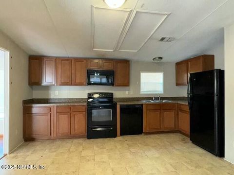 Manufactured Home in Keystone Heights FL 7649 EL DORADO Avenue 3.jpg