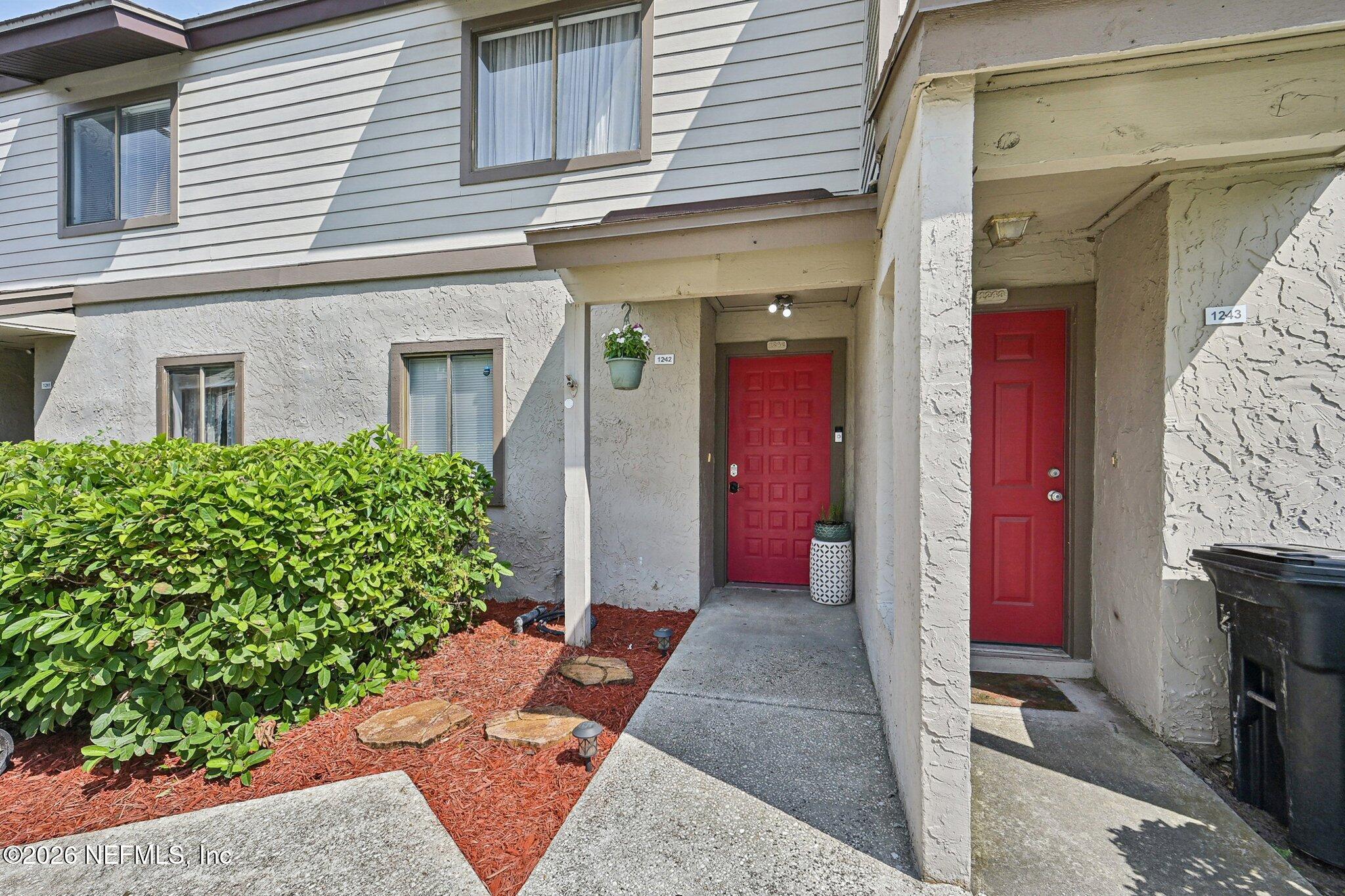 8300 Plaza Gate Lane 1242, Jacksonville, FL 32217