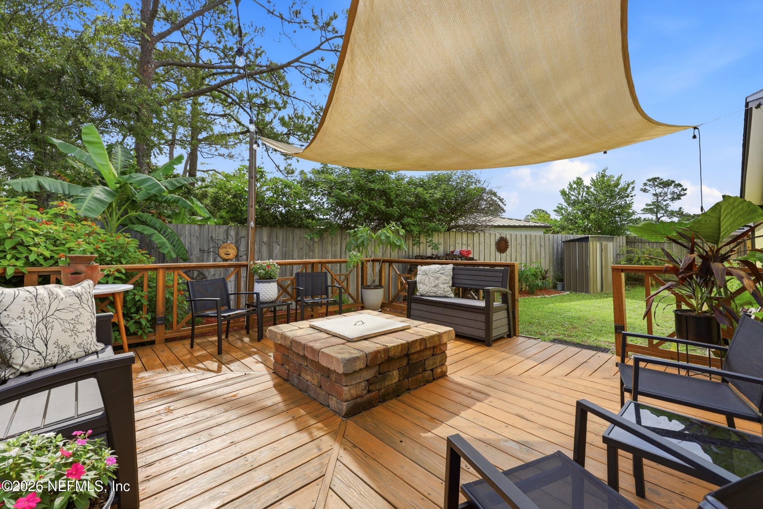 593 Cruiser Ln, Atlantic Beach, FL 32233 photo