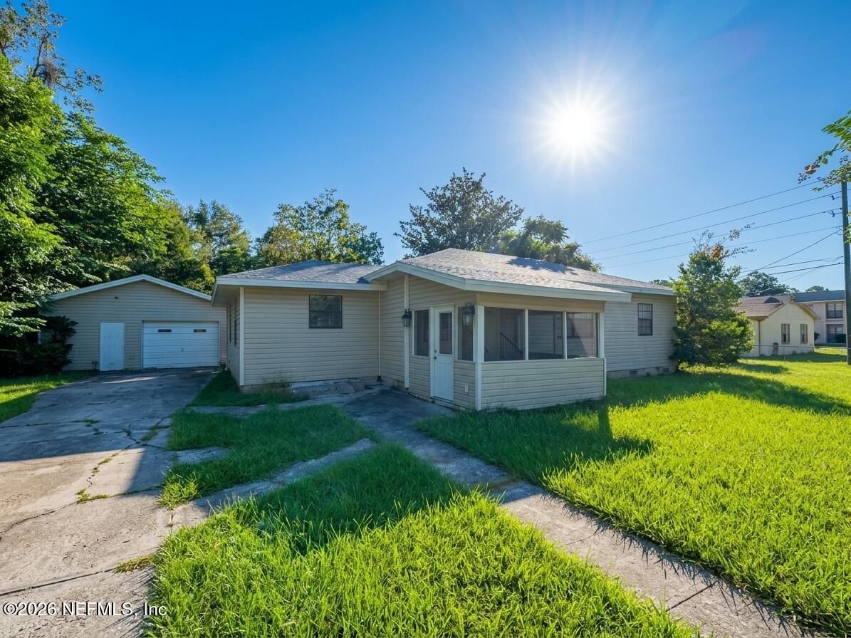 9023 Jackson Ave, Jacksonville, FL 32208