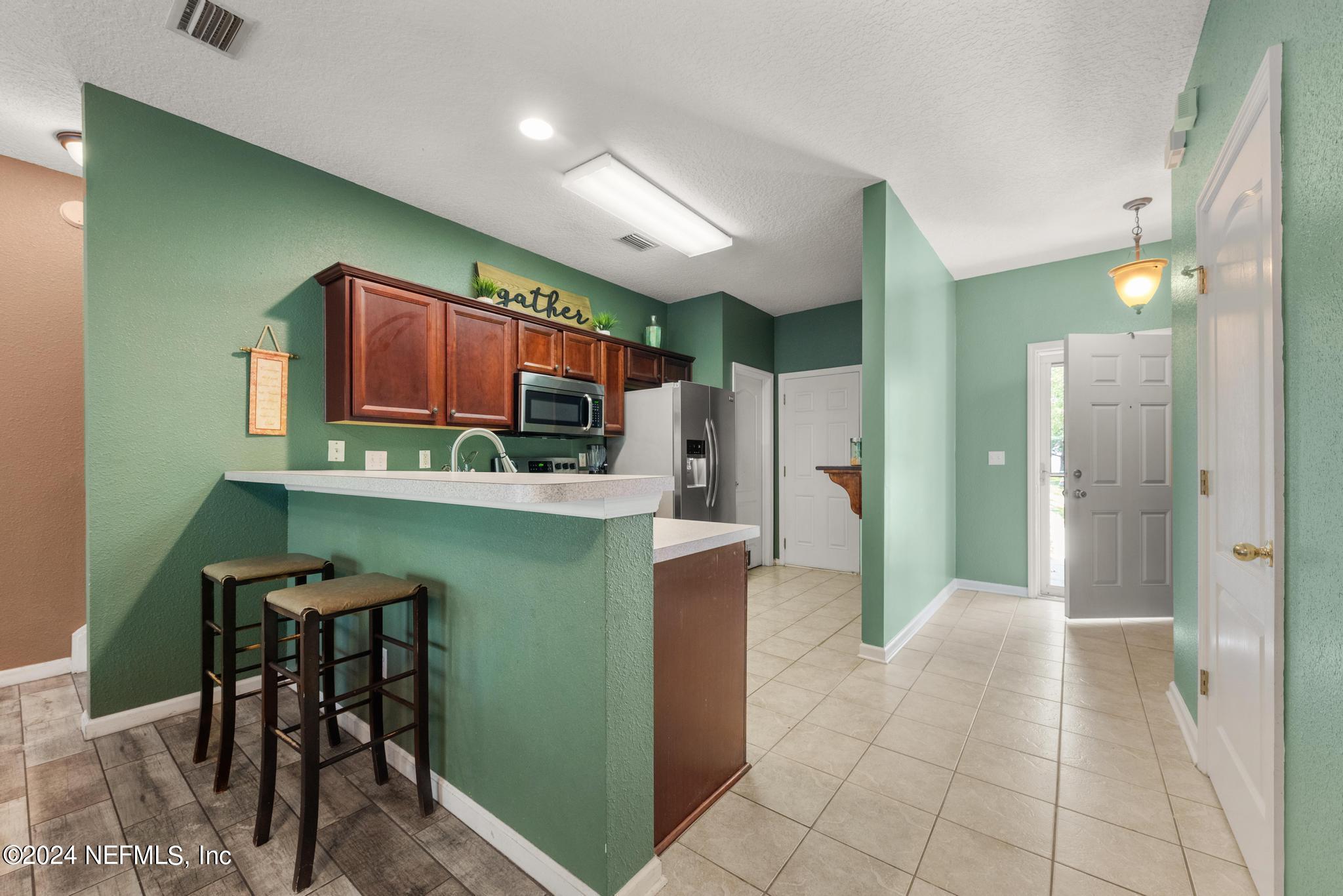 Townhouse in Jacksonville FL 1767 BISCAYNE BAY Circle 7.jpg