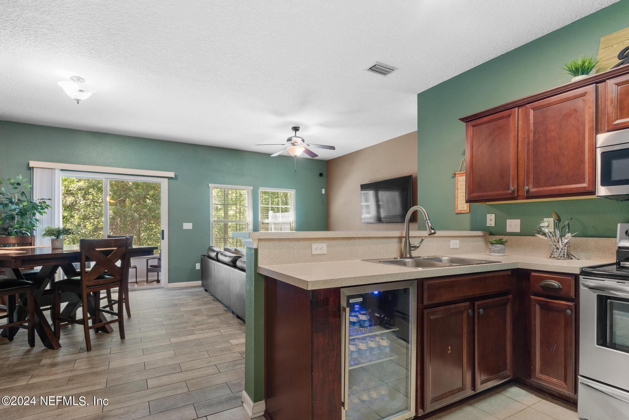 Townhouse in Jacksonville FL 1767 BISCAYNE BAY Circle 6.jpg
