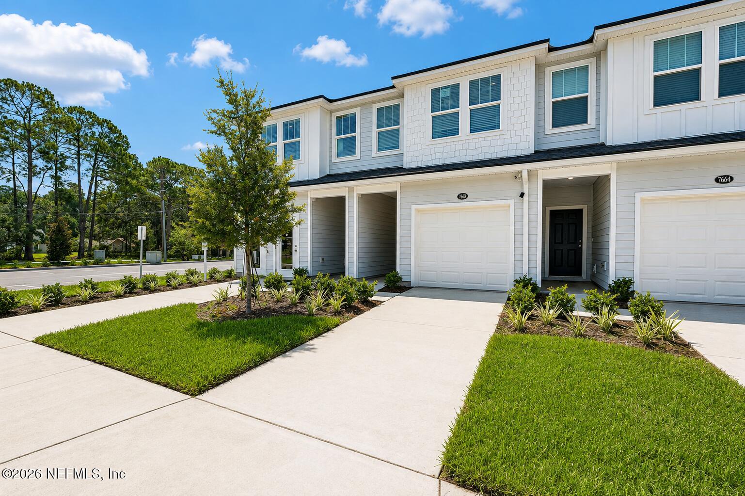 7655 Commander Ln, Jacksonville, FL 32256 photo
