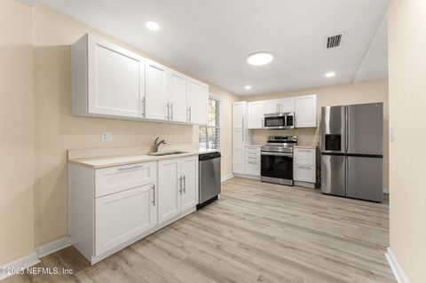 Single Family Residence in Jacksonville FL 1256 WOODRUFF Avenue 7.jpg