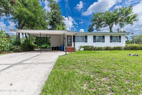 Single Family Residence in Jacksonville FL 215 CLAUDIA Drive.jpg